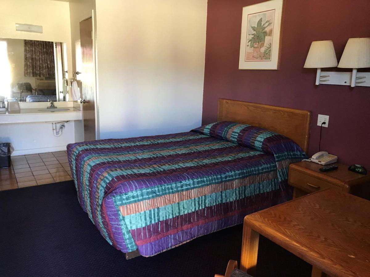 Luxury Inn George West Εξωτερικό φωτογραφία