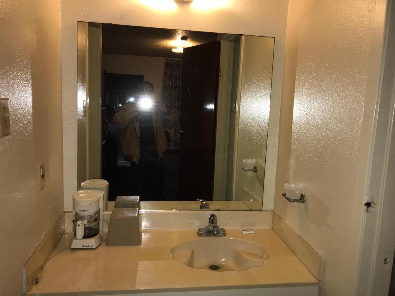 Luxury Inn George West Εξωτερικό φωτογραφία